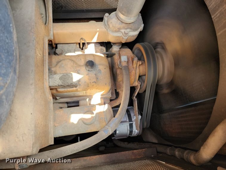 image for item DL6546 1987 Case 1455B  track loader