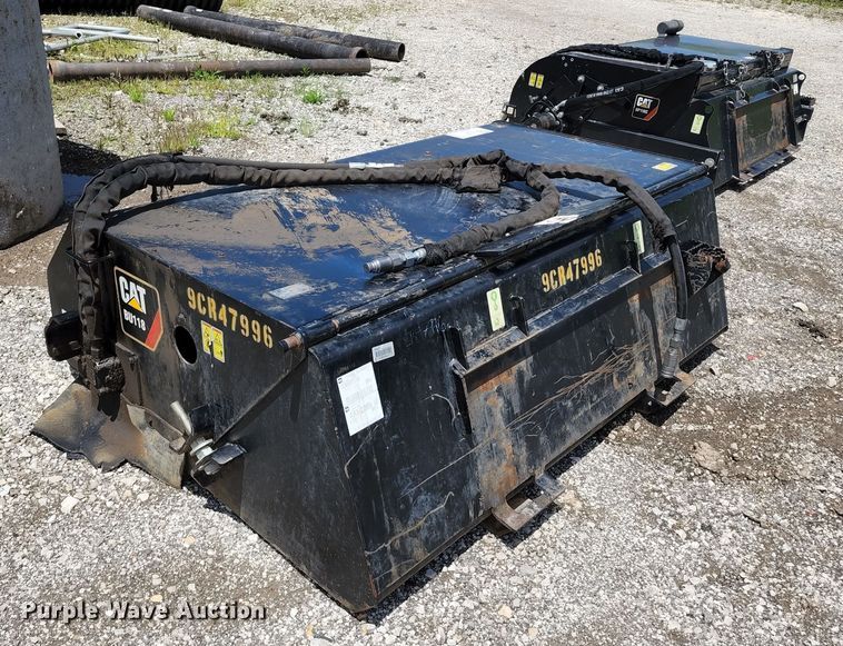 image for item DL6549 Caterpillar BU118  skid steer sweeper