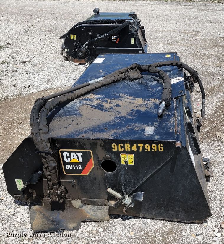 image for item DL6549 Caterpillar BU118  skid steer sweeper