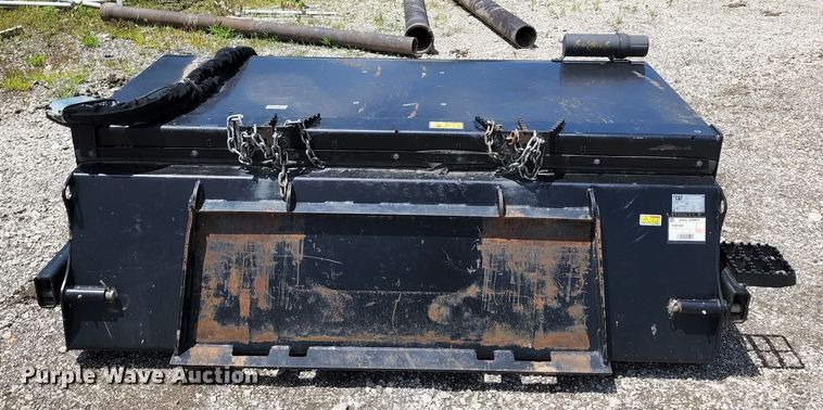 image for item DL6550 Caterpillar BP118C  skid steer sweeper
