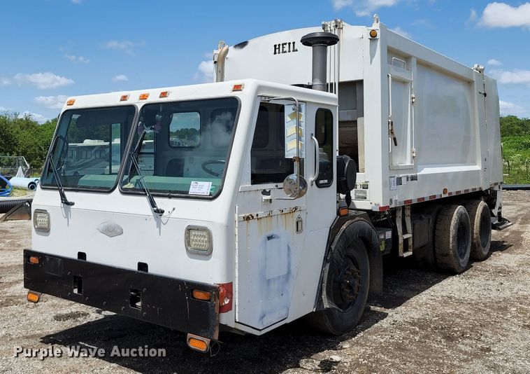 image for item DL6551 2003 Crane Carrier Low Entry refuse truck