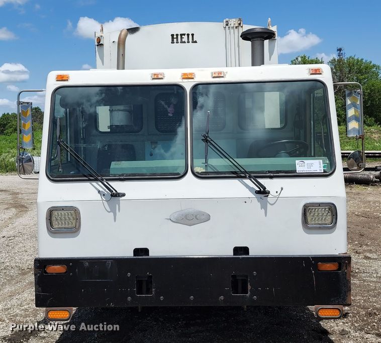 image for item DL6551 2003 Crane Carrier Low Entry refuse truck