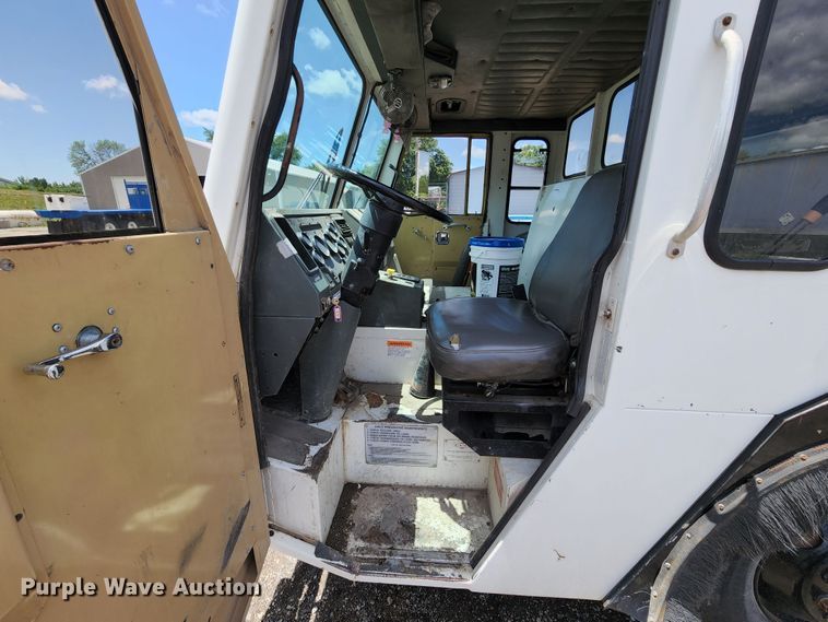 image for item DL6551 2003 Crane Carrier Low Entry refuse truck