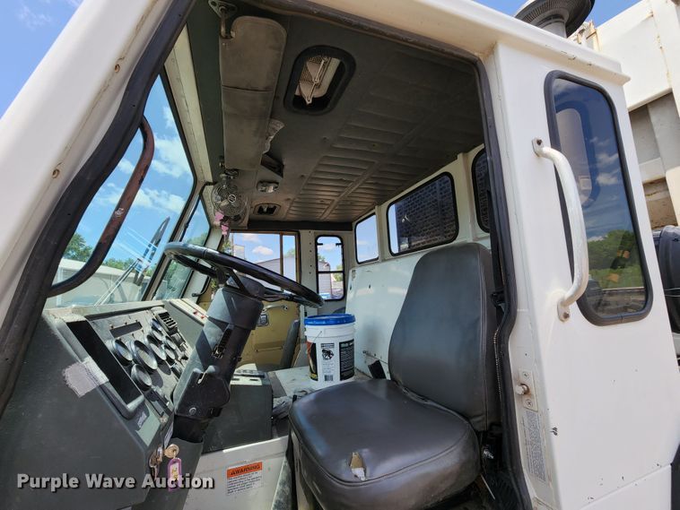 image for item DL6551 2003 Crane Carrier Low Entry refuse truck