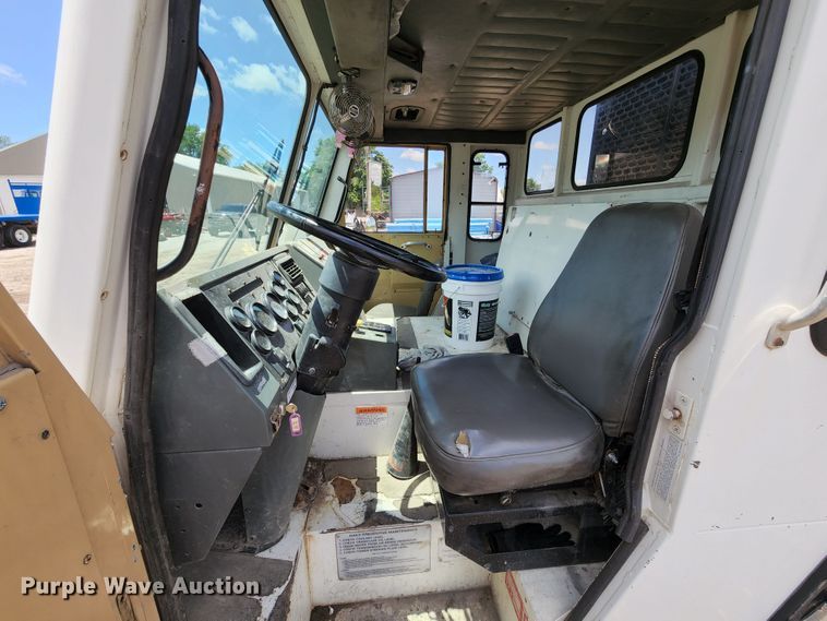 image for item DL6551 2003 Crane Carrier Low Entry refuse truck