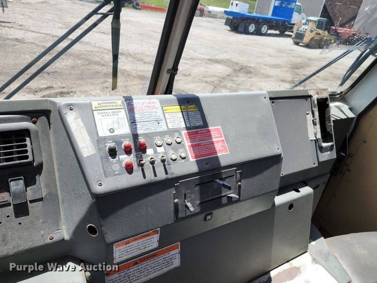 image for item DL6551 2003 Crane Carrier Low Entry refuse truck