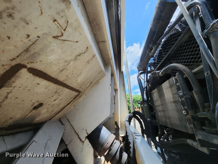 image for item DL6551 2003 Crane Carrier Low Entry refuse truck