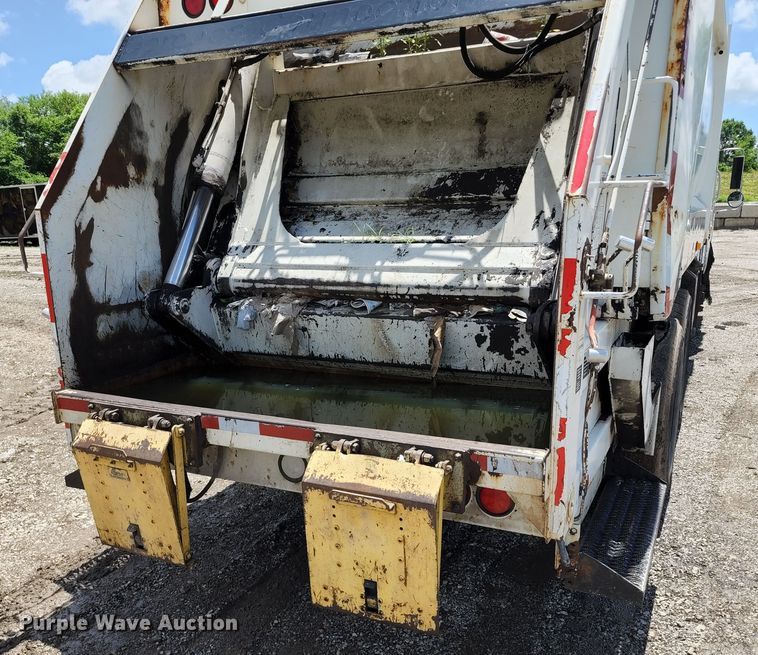 image for item DL6551 2003 Crane Carrier Low Entry refuse truck