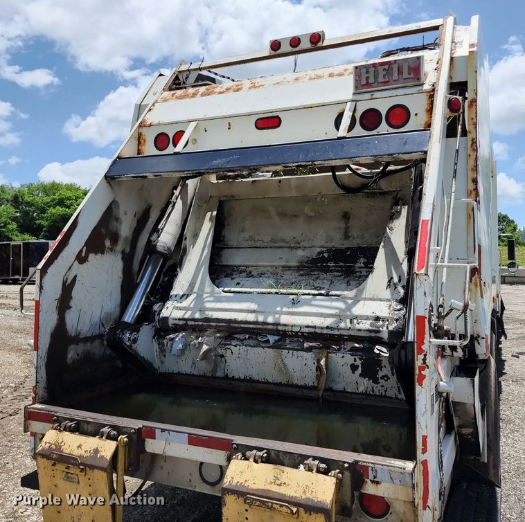 image for item DL6551 2003 Crane Carrier Low Entry refuse truck