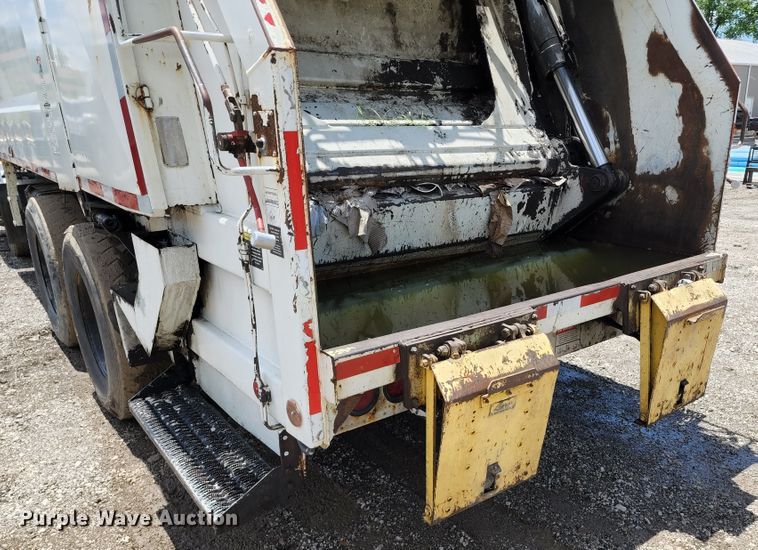 image for item DL6551 2003 Crane Carrier Low Entry refuse truck