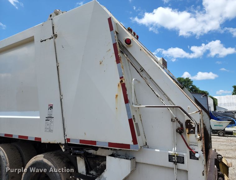 image for item DL6551 2003 Crane Carrier Low Entry refuse truck