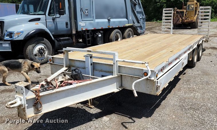 image for item DL6553 1990 CZ Engineering equipment trailer