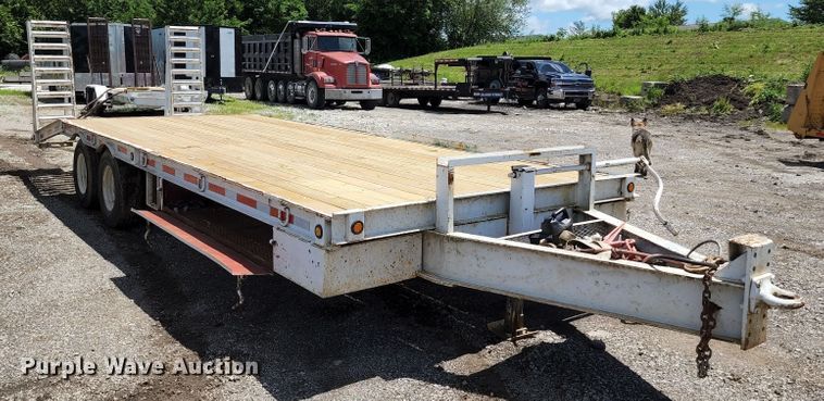 image for item DL6553 1990 CZ Engineering equipment trailer
