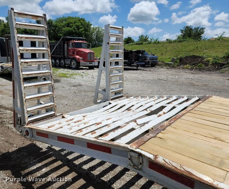 image for item DL6553 1990 CZ Engineering equipment trailer