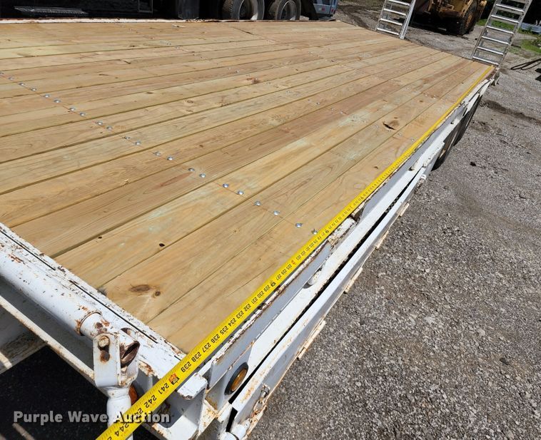 image for item DL6553 1990 CZ Engineering equipment trailer