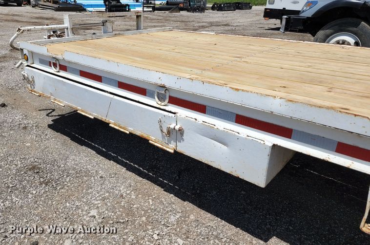 image for item DL6553 1990 CZ Engineering equipment trailer