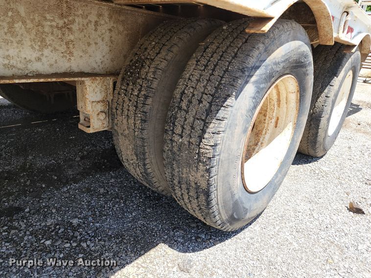 image for item DL6553 1990 CZ Engineering equipment trailer