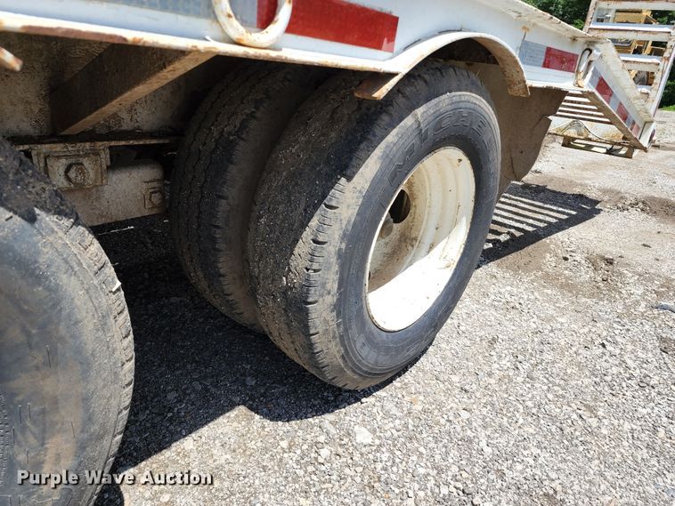 image for item DL6553 1990 CZ Engineering equipment trailer