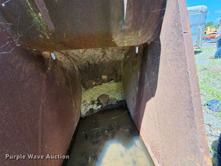 image for item DL6556 Esco  excavator bucket