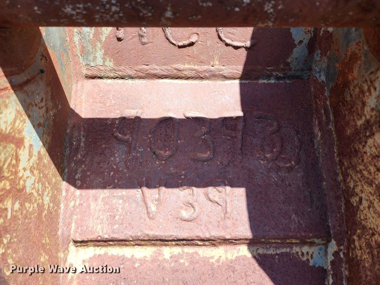 image for item DL6556 Esco  excavator bucket