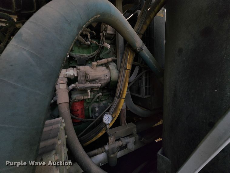 image for item DL6559 2015 International DuraStar 4400  hydrovac truck