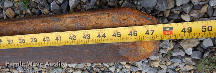 image for item DN0300 Caterpillar  skid steer forks