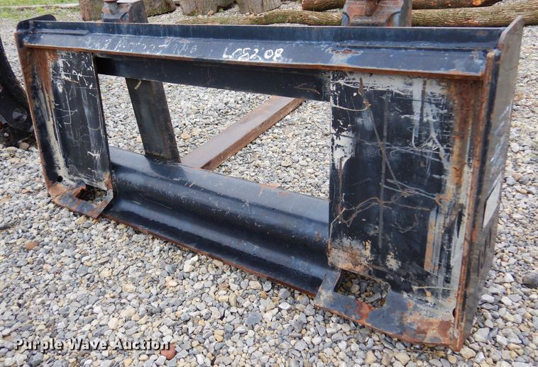 image for item DN0300 Caterpillar  skid steer forks