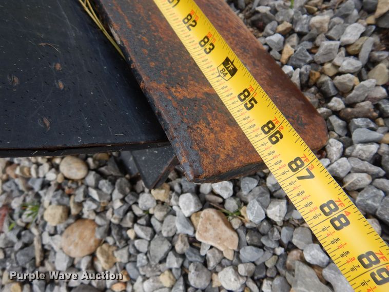 image for item DN0301 Caterpillar  skid steer snow plow