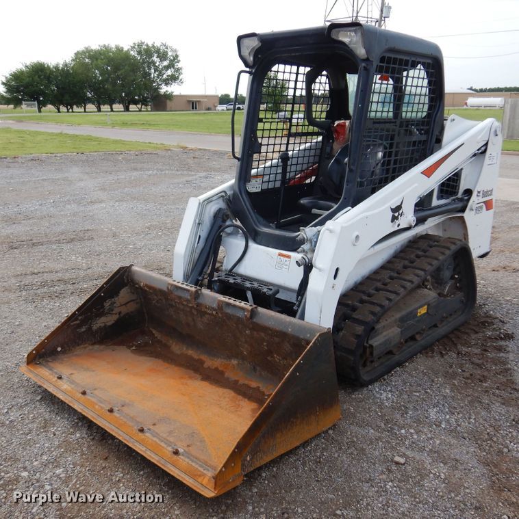image for item DN0348 2020 Bobcat T450  tracked skid steer loader