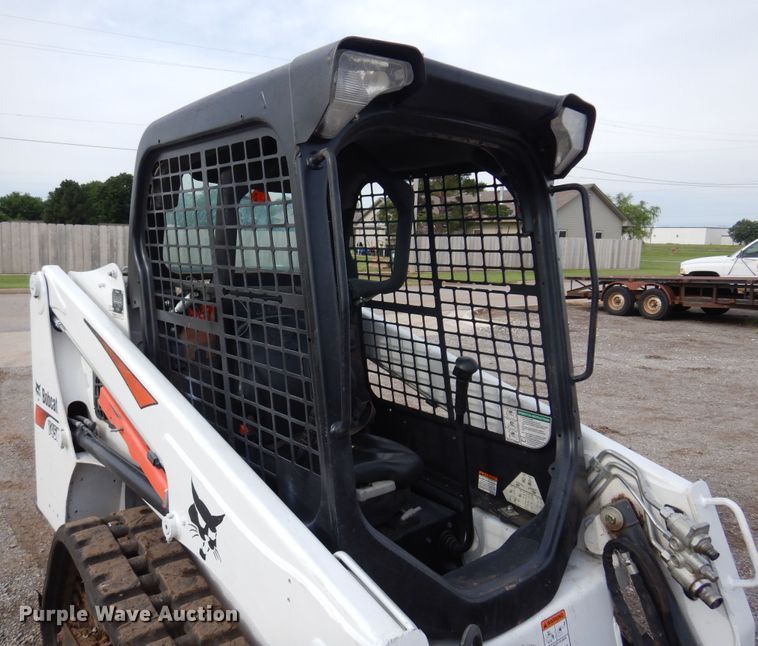 image for item DN0348 2020 Bobcat T450  tracked skid steer loader