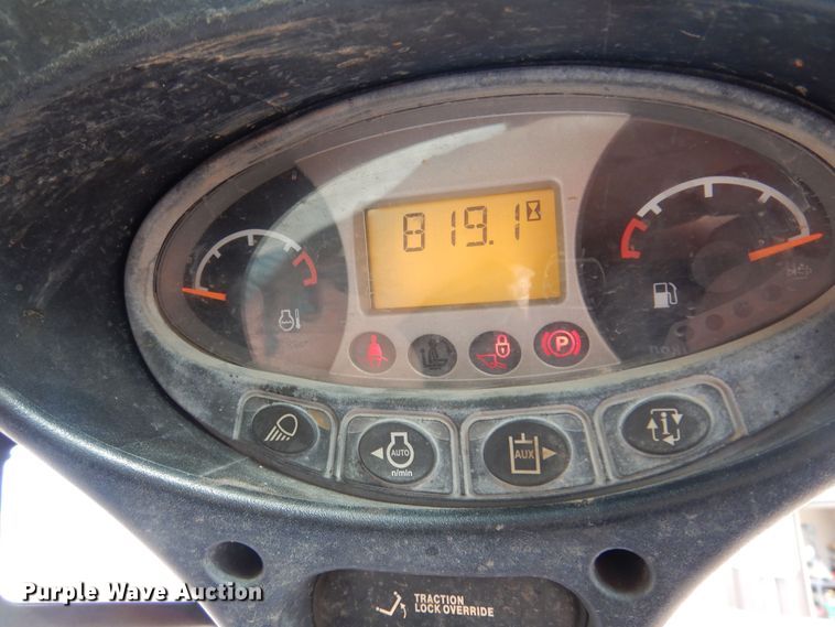 image for item DN0348 2020 Bobcat T450  tracked skid steer loader