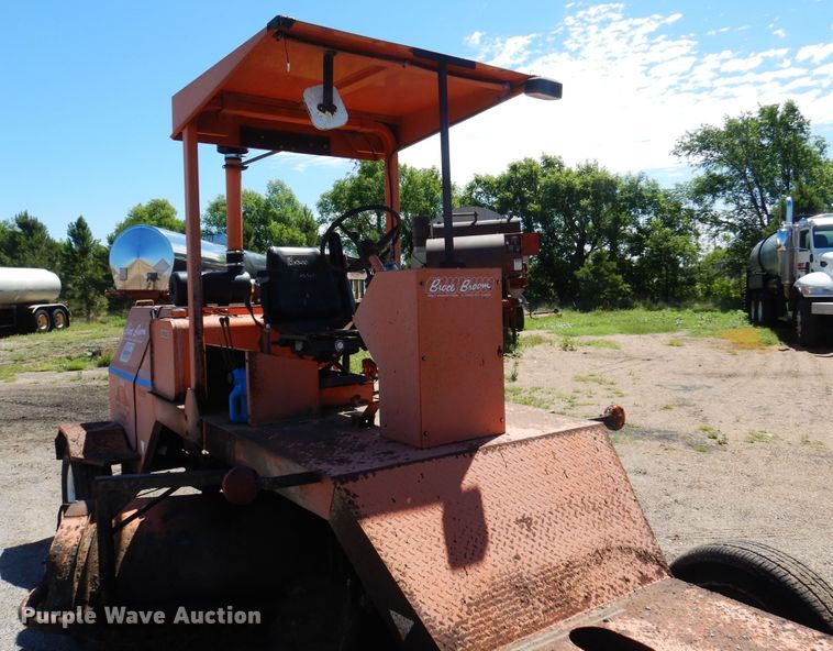 image for item DN0371 1999 Broce RC350  broom