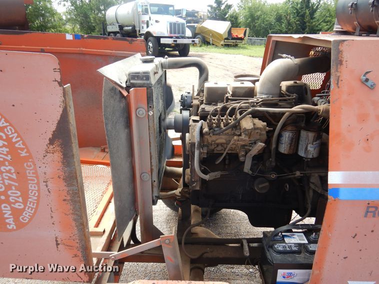 image for item DN0371 1999 Broce RC350  broom