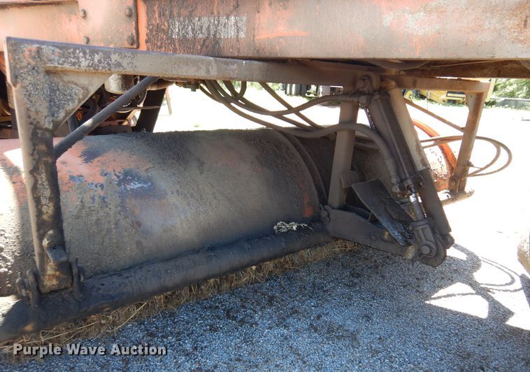 image for item DN0371 1999 Broce RC350  broom