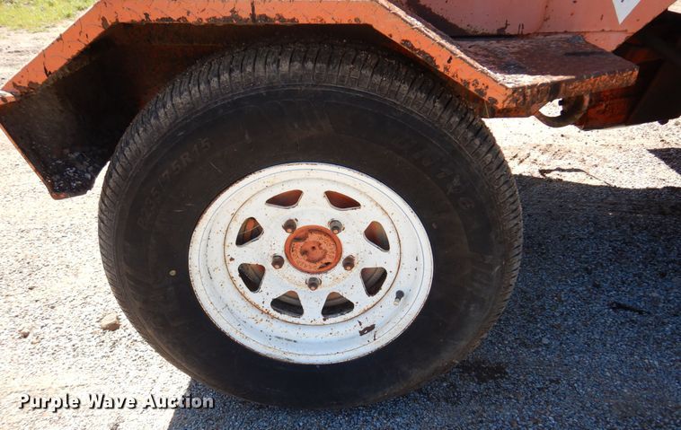 image for item DN0371 1999 Broce RC350  broom