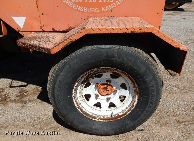 image for item DN0371 1999 Broce RC350  broom