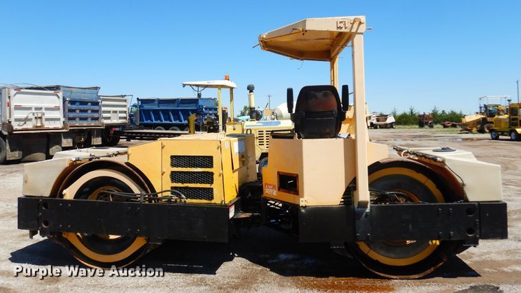 image for item DN0372 Hyster C766B  double drum vibratory roller