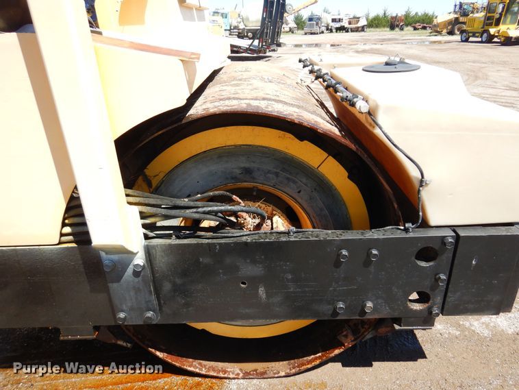 image for item DN0372 Hyster C766B  double drum vibratory roller