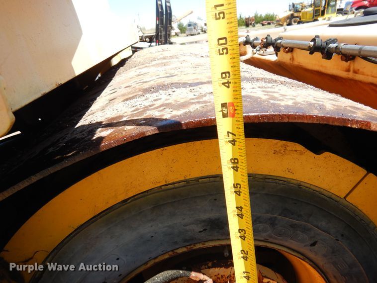 image for item DN0372 Hyster C766B  double drum vibratory roller