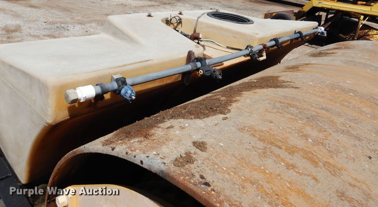 image for item DN0372 Hyster C766B  double drum vibratory roller