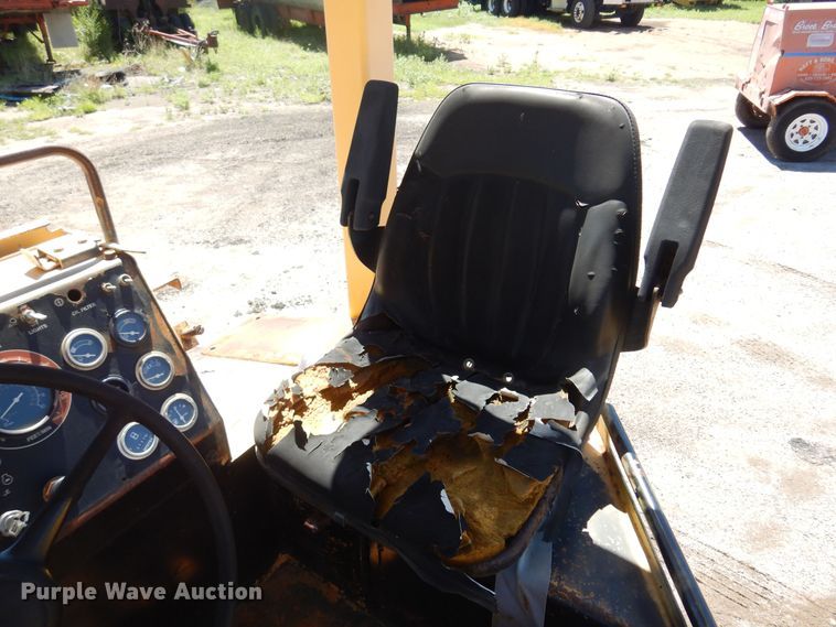 image for item DN0372 Hyster C766B  double drum vibratory roller