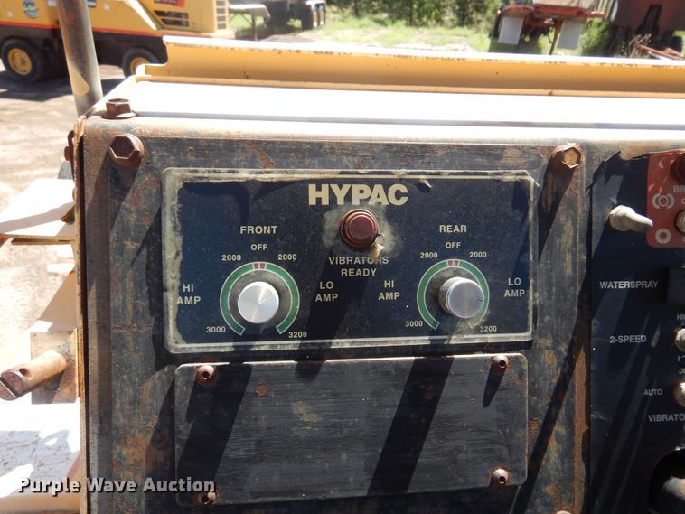 image for item DN0372 Hyster C766B  double drum vibratory roller