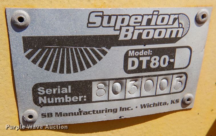 image for item DN0373 2003 Superior Broom DT80  broom