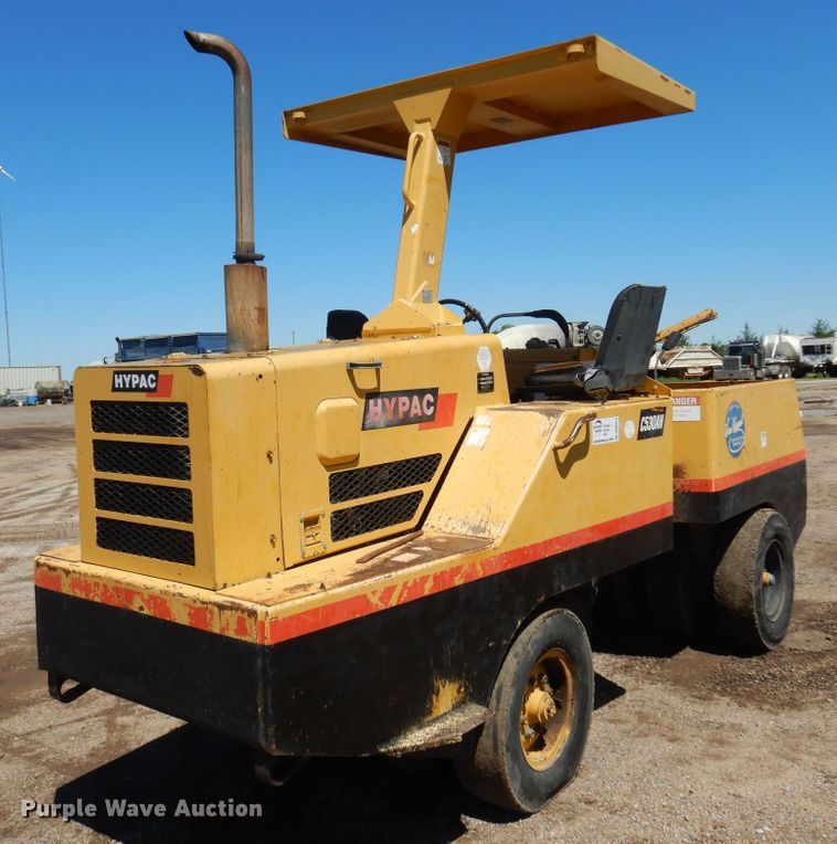 image for item DN0374 2000 Hypac C530AH  pneumatic roller