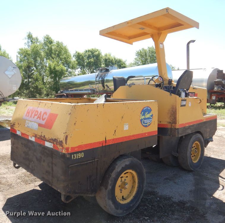 image for item DN0374 2000 Hypac C530AH  pneumatic roller