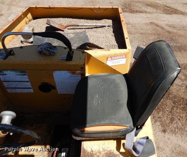 image for item DN0374 2000 Hypac C530AH  pneumatic roller