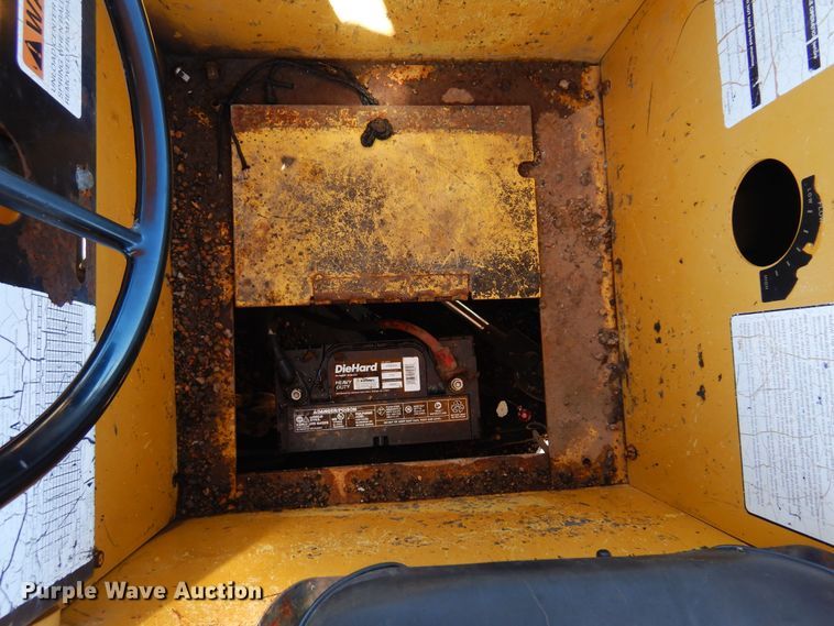 image for item DN0374 2000 Hypac C530AH  pneumatic roller