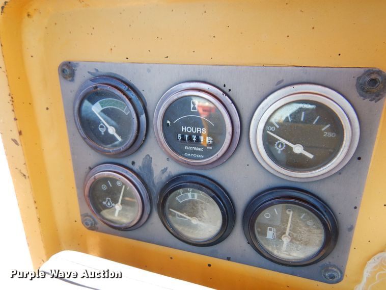 image for item DN0374 2000 Hypac C530AH  pneumatic roller