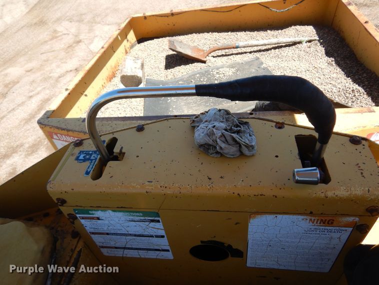 image for item DN0374 2000 Hypac C530AH  pneumatic roller