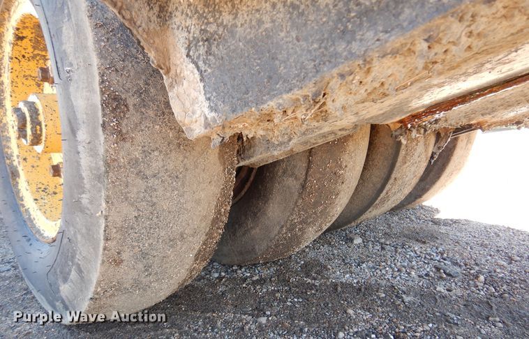 image for item DN0374 2000 Hypac C530AH  pneumatic roller